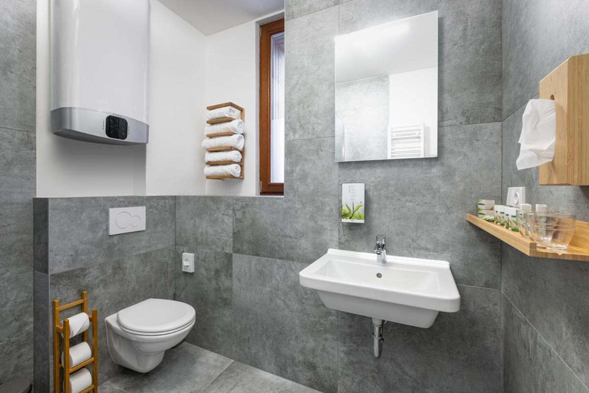 Keilberg Resort Loučná pod Klínovcem Екстериор снимка